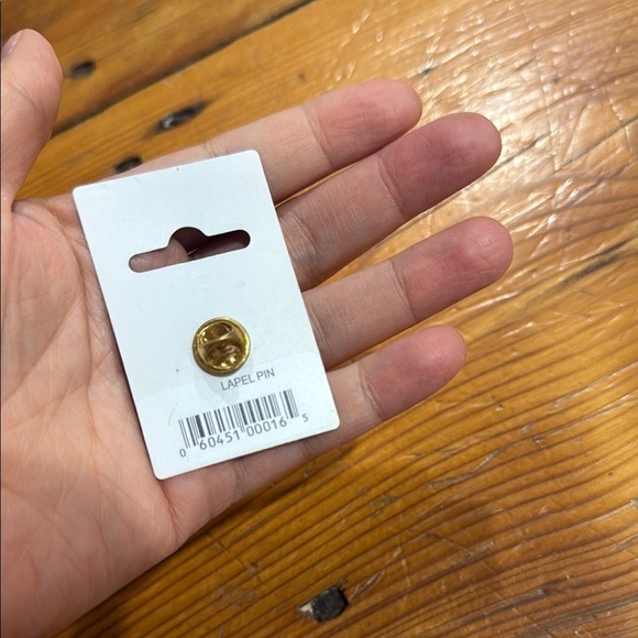 USA and Canada Metal Friendship Lapel Pin with Butterfly Clasp - Picture 3 of 5